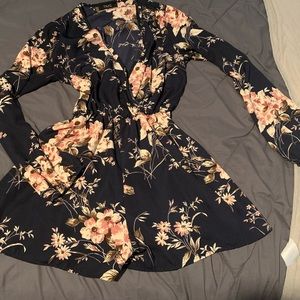 Long sleeve with floral print shorts romper stretchy